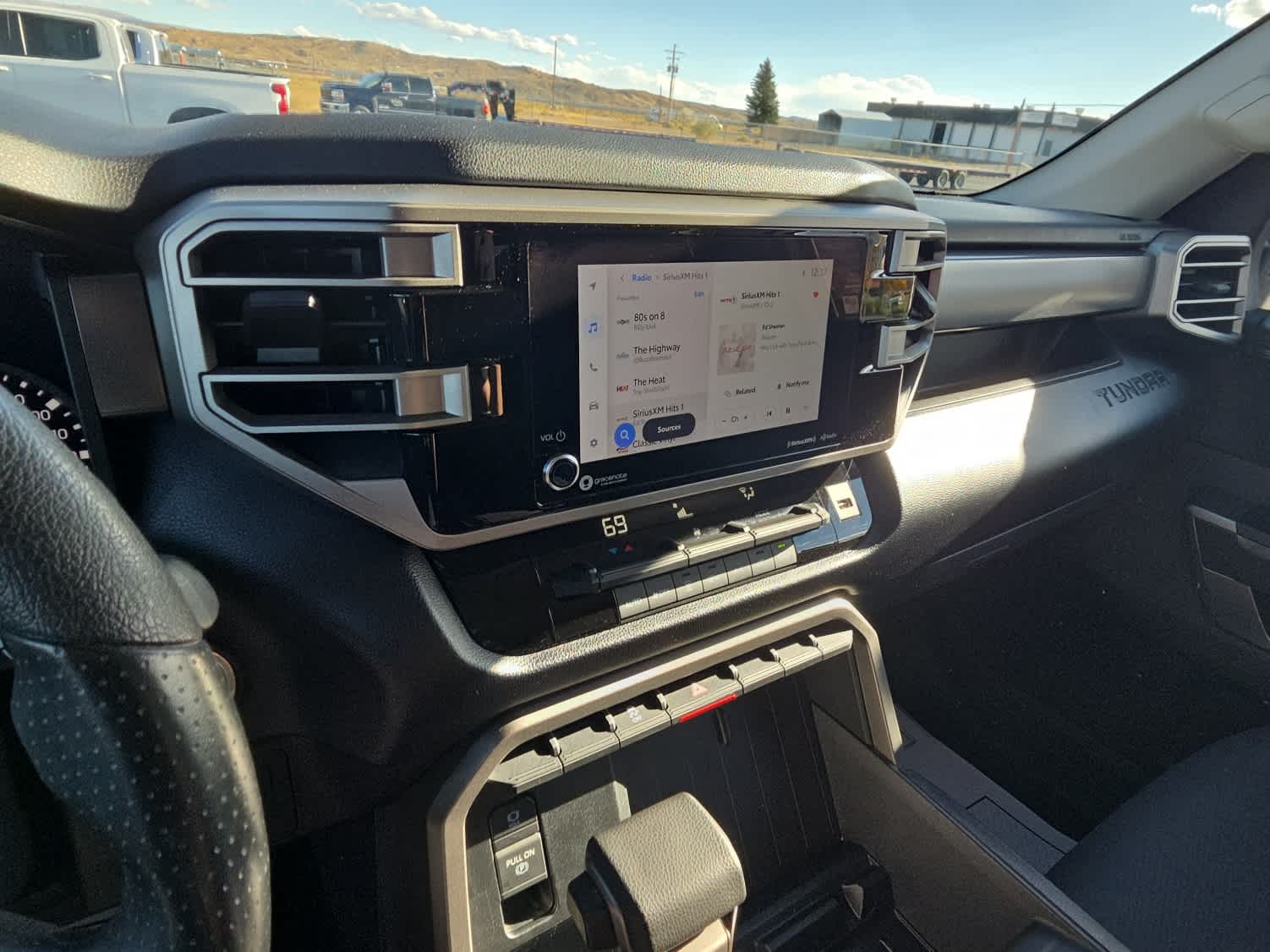 2024 Toyota Tundra 4WD SR5