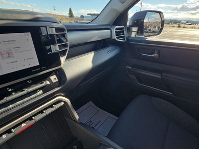 2024 Toyota Tundra 4WD SR5