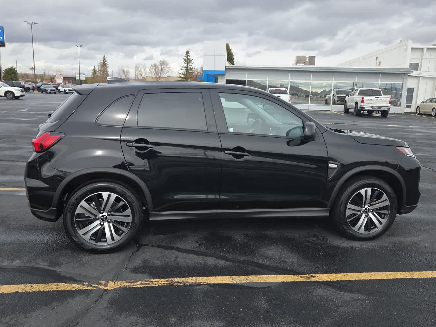 2025 Mitsubishi Outlander Sport S